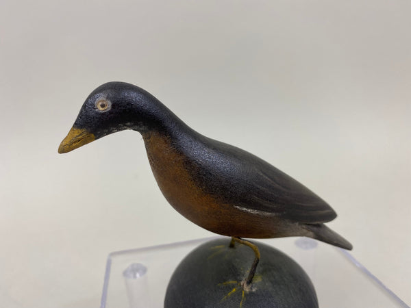 Tony Zullo Miniature Standing Robin (#2423)