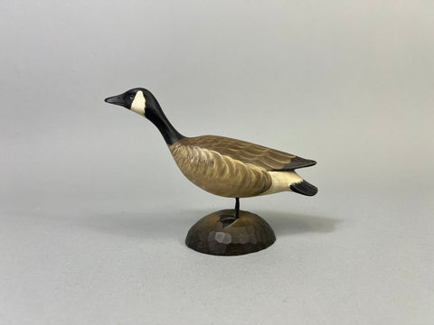 George Strunk Miniature Standing Canada Goose (#4112)