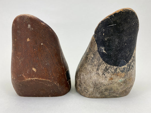 Illinois River Pair of Wooden Feeder Decoys (#6203)