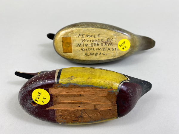 Menin Brabaw Pair of Half Size Wood Ducks (#8298)