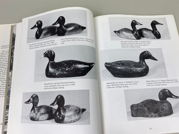 Decoys of the Mississippi Flyway by Alan G. Haid
