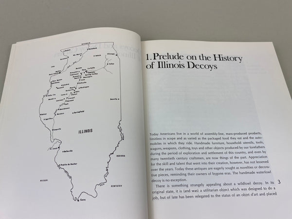 Decoys and Decoy Carvers of Illinois (Illinois River Book) Soft Cover