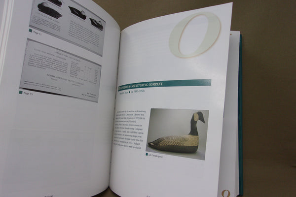 North American Factory Decoys A Pictorial Identification and Reference Guide by Ken Trayer