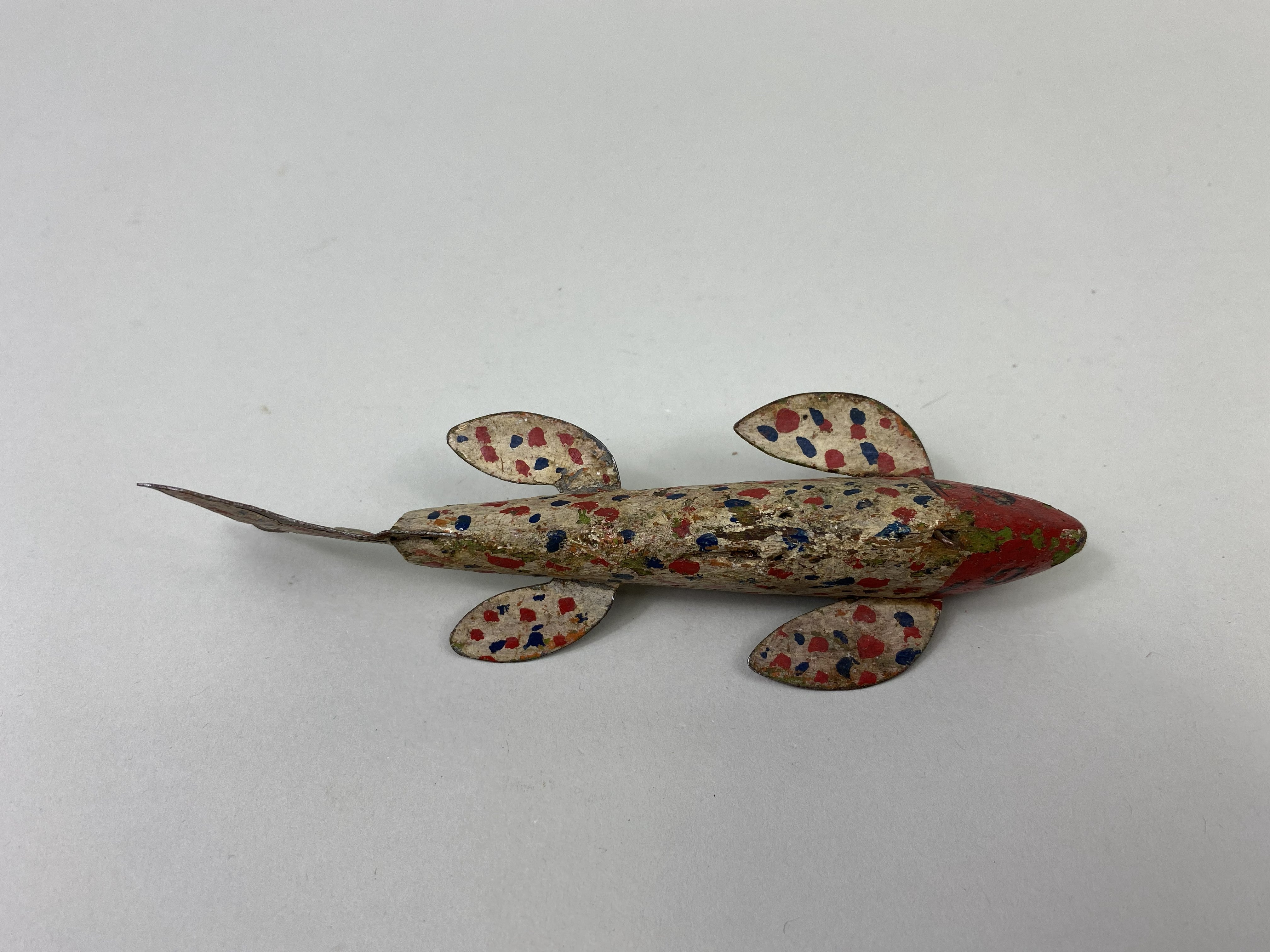 antiqueice fishing lures Randall Trout, Early Spearing Decoy (#3996E) His latest book writing project was nine years in the making and covers over 100 years of lure making history starting in 1875 and covers over 2 Antique and Collectible Fishing Tackle.