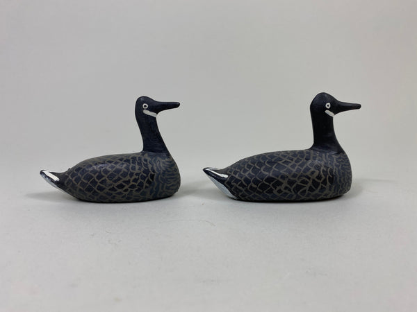 2 Huck Brown Miniature Canada Geese (#P198)