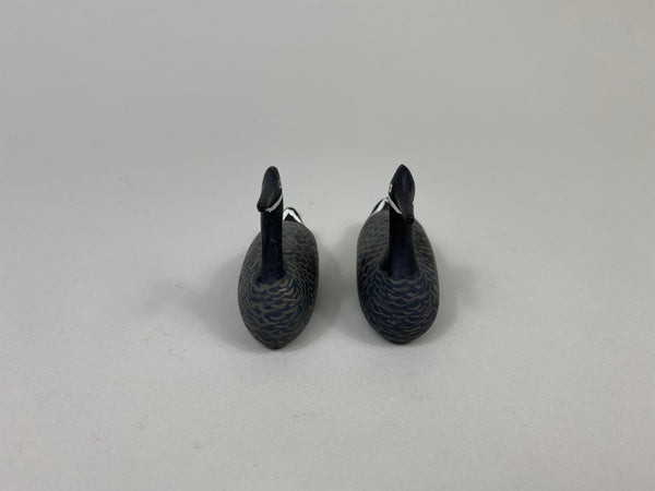 2 Huck Brown Miniature Canada Geese (#P198)