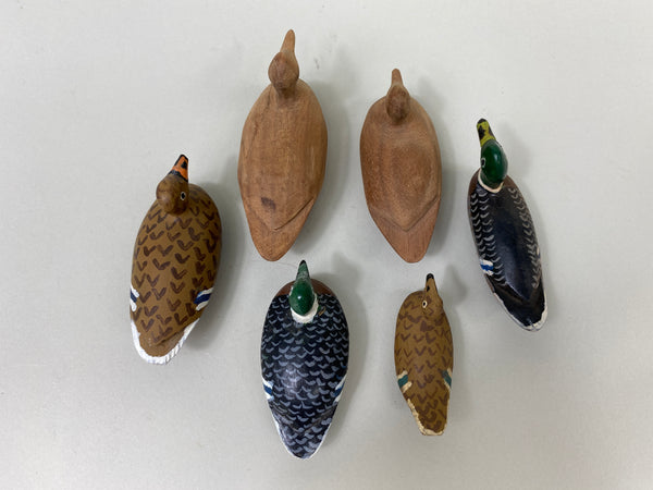 6 Miniature Huck Brown Duck Carvings (#P209)