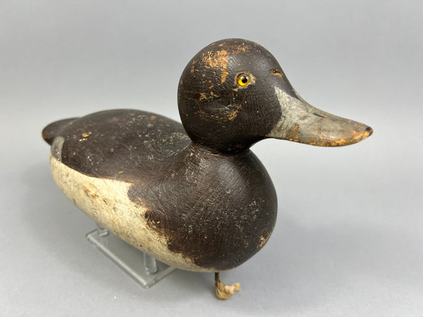 Mason Glass Eyes Redhead Hen, Original Paint, Circa 1920's (#6379)