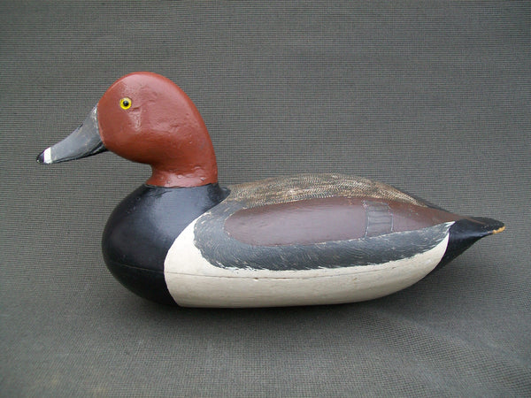 Elliston Red Head Duck Decoy, Circa early 1900's  (#1544)