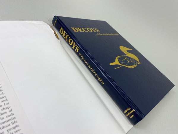 2 Books, Decoys of the mid-Atlantic region, and American Bird Decoys