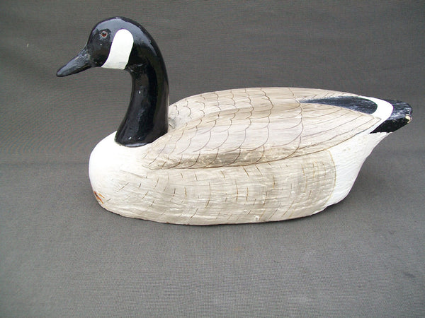Herters Canada Goose painted by Helen Hageman