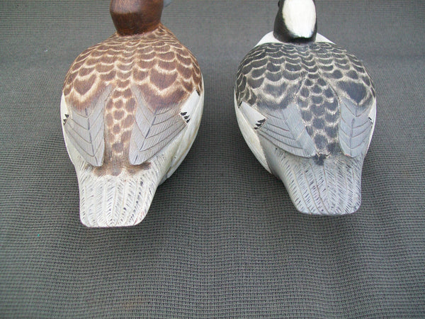 Fred Destri 1/3 size Bufflehead Pair, Raised Wings (#2662)