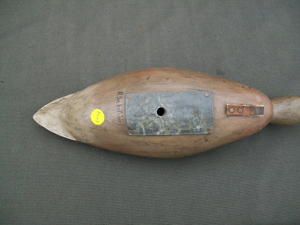 Ron Sabatini Mallard Hen, Drinking position