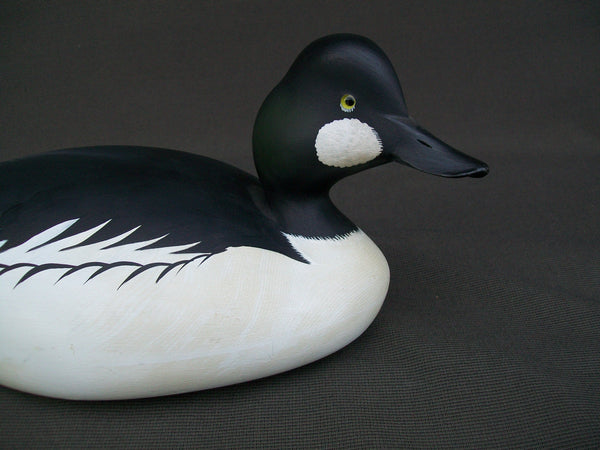 George Strunk Barrows Golden Eye.  Original Paint, Weight and Rigging Strap  (#2873)