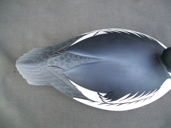 George Strunk Barrows Golden Eye.  Original Paint, Weight and Rigging Strap  (#2873)