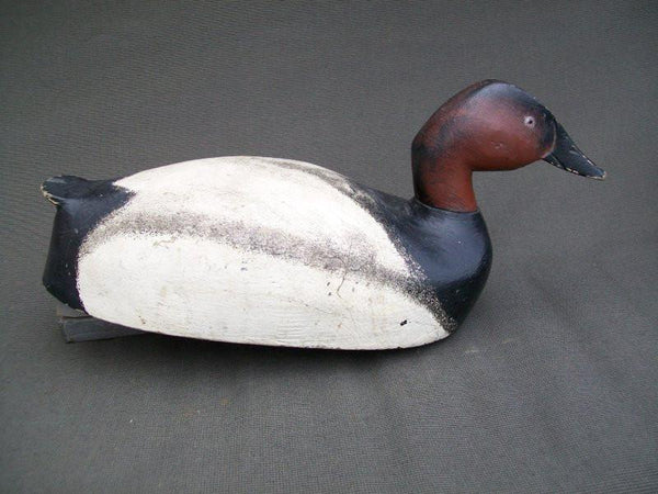 Paul Raderbach Michigan Canvasback with keel  (#1236)