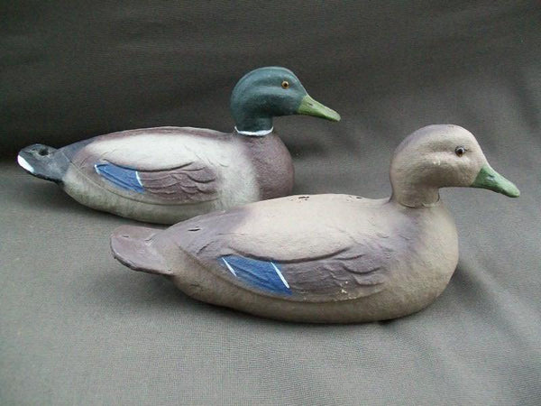 Victor Veri-Lite Paper Mache Mallards Pair with Paper Label