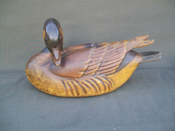 Tom Taber Canada Goose, Turned Head, Stamped on Bottom.   (#3033)