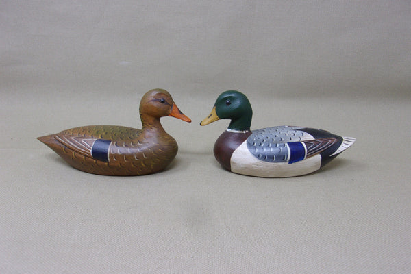 Bud Hinck Miniature Pair of Mallards, Raised Wings   (#3410)