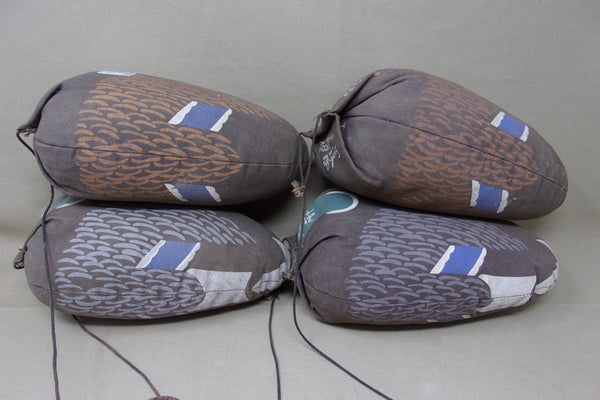 Set of 4 Duck-In, Cloth Feeder (Duck Butt) Decoys with Original Weights (#3883)