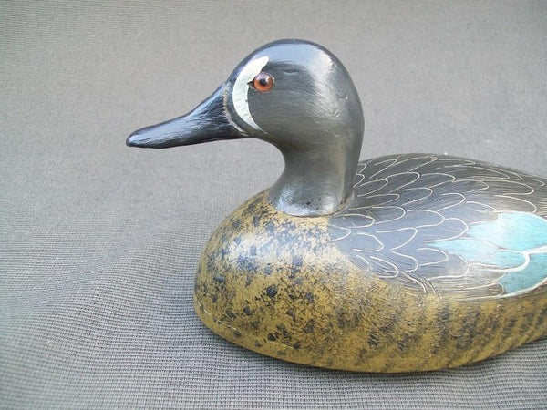 Working Canadian Blue Wing Teal with lead weight and rigging hook