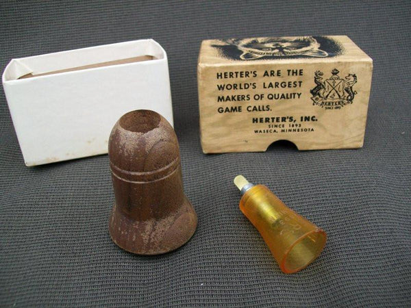 Herters Racoon Death Cry Call #712 with box and papers
