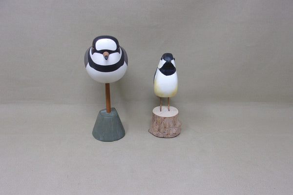 Lot of 2 Contemporary Carvings (#4980)