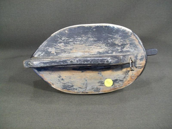 One Arm Kelley Canvasback with weighted Keel.  Nice heavy bird.  Measures 15-1/2" long, 6" wide, and 9-1/2" tall