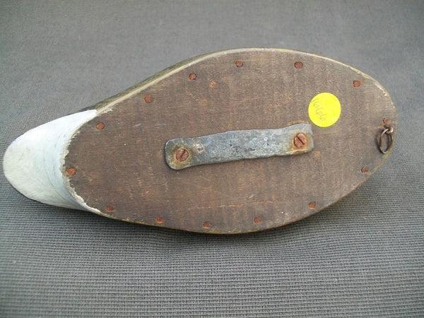 Working Canadian Blue Wing Teal with lead weight and rigging hook