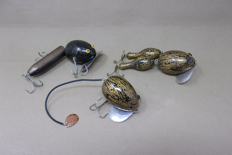 Group of 3 Muskie Lures