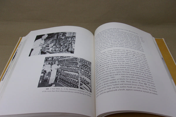 Decoys and Decoy Carvers of Illinois (Illinois River Book)