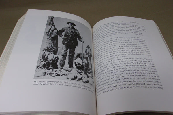 Decoy and Decoy Carvers of Illinois (Illinois River Book)