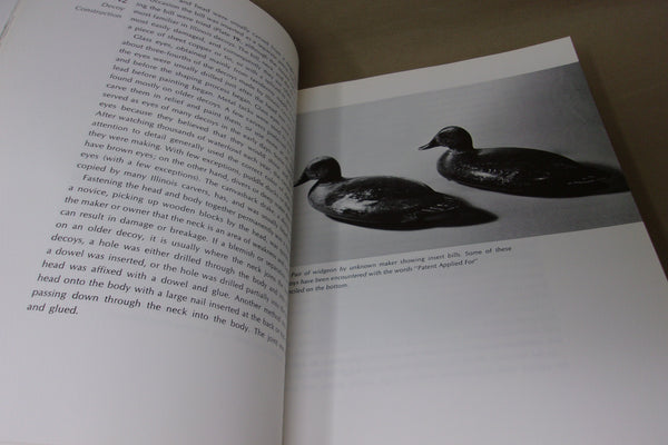 Decoys and Decoy Carvers of Illinois (Illinois River Book)