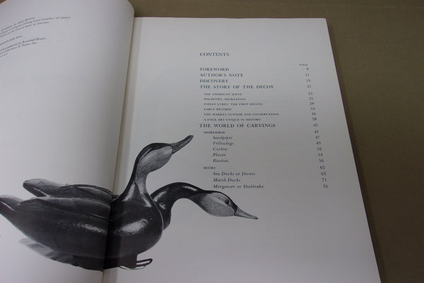 Art of The Decoy: American Bird Carvings, by Adele Earnest